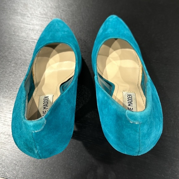 Steve Madden Babylonn Teal Suede Platform Heels - 8 - Picture 7 of 10